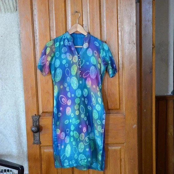 Stunning Flowy  Top - Picture 2 of 8